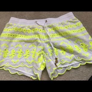 Lily Pulitzer soft white shorts